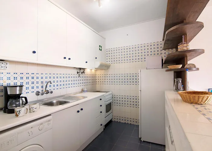 Mar 94 Cabanas De Tavira