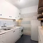 Mar 94 Apartman